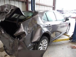 2018 Toyota Camry LE Gray 2.5L AT #Z24552